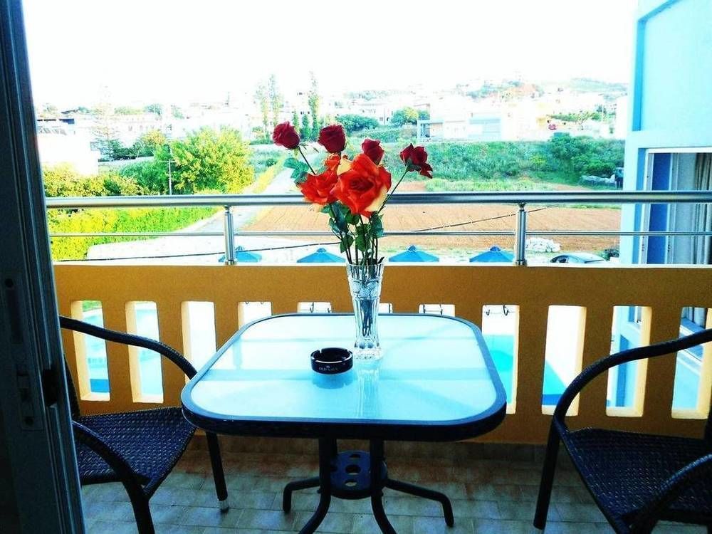 Irini Stalos Apartments Esterno foto